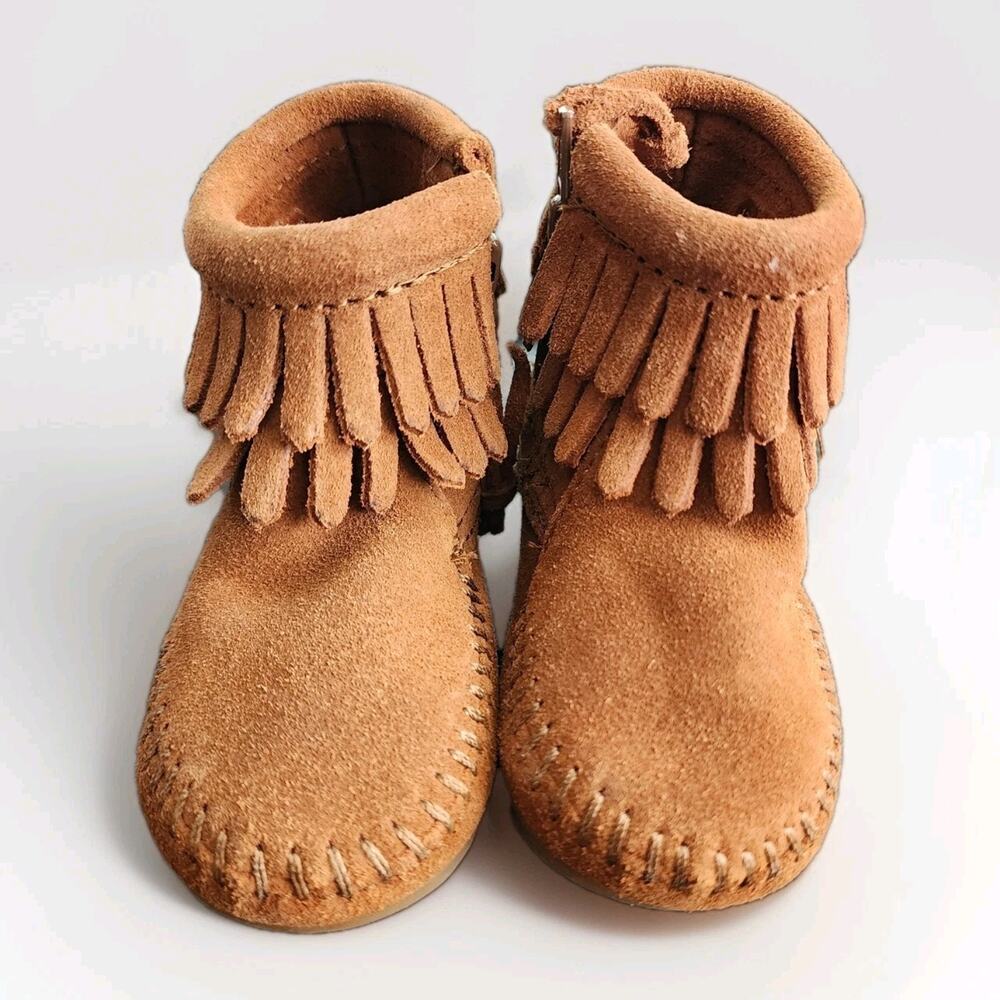 Minnetonka Youth Size 3 Brown Suede Fringe Zip Ankle Moccasin Boots - Picture 2 of 8